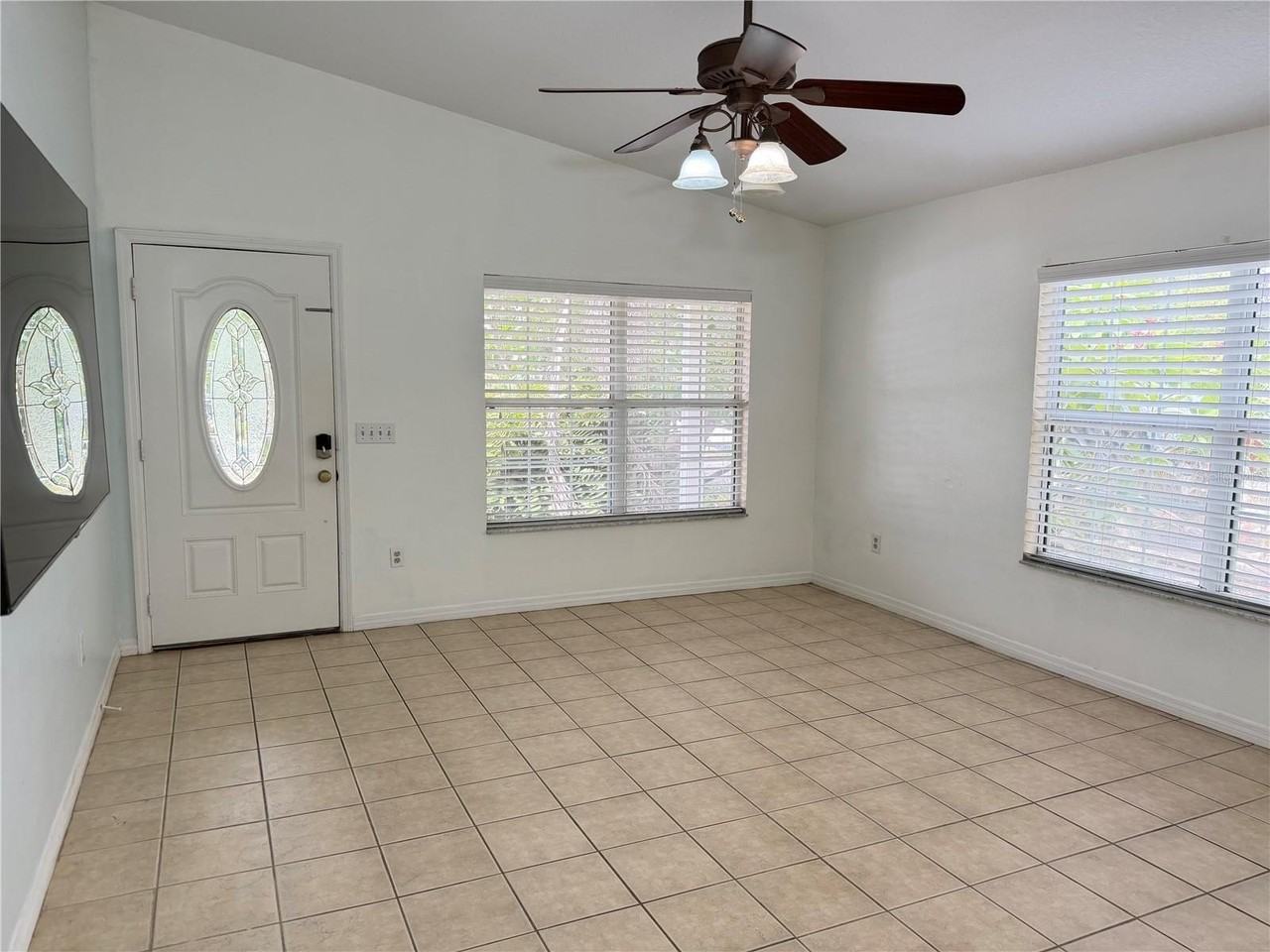 414 Ulelah Ave - Photo 2 of 31