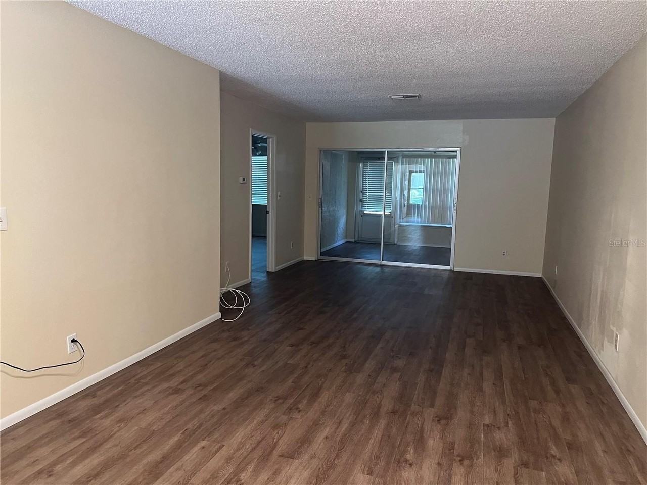 2225 Lark Cir W #E - Photo 3 of 30