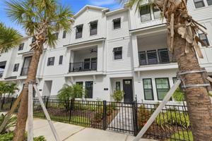 featured image of 1528 Skysail Ln
