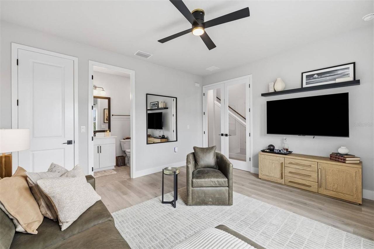 1528 Skysail Ln - Photo 6 of 36