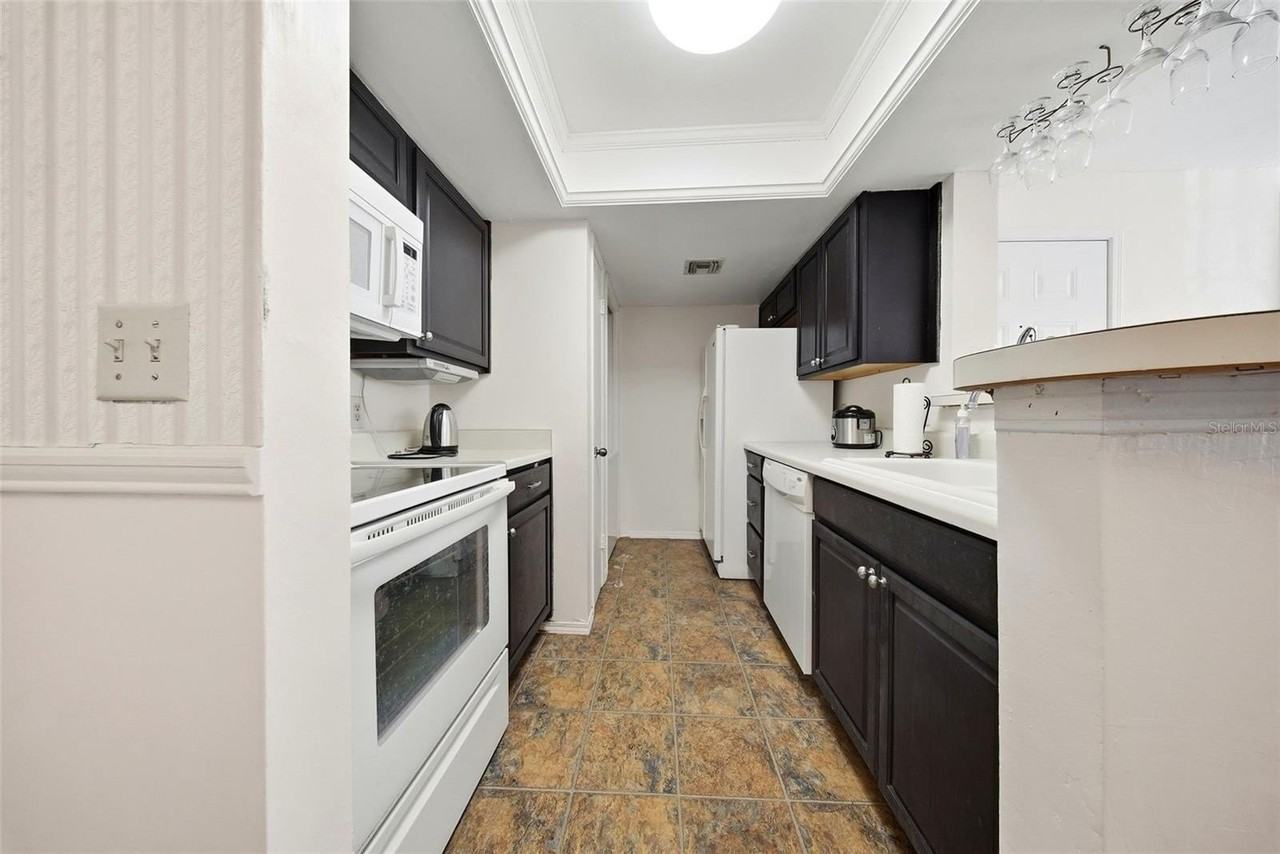 10200 Gandy Blvd N #714 - Photo 7 of 17