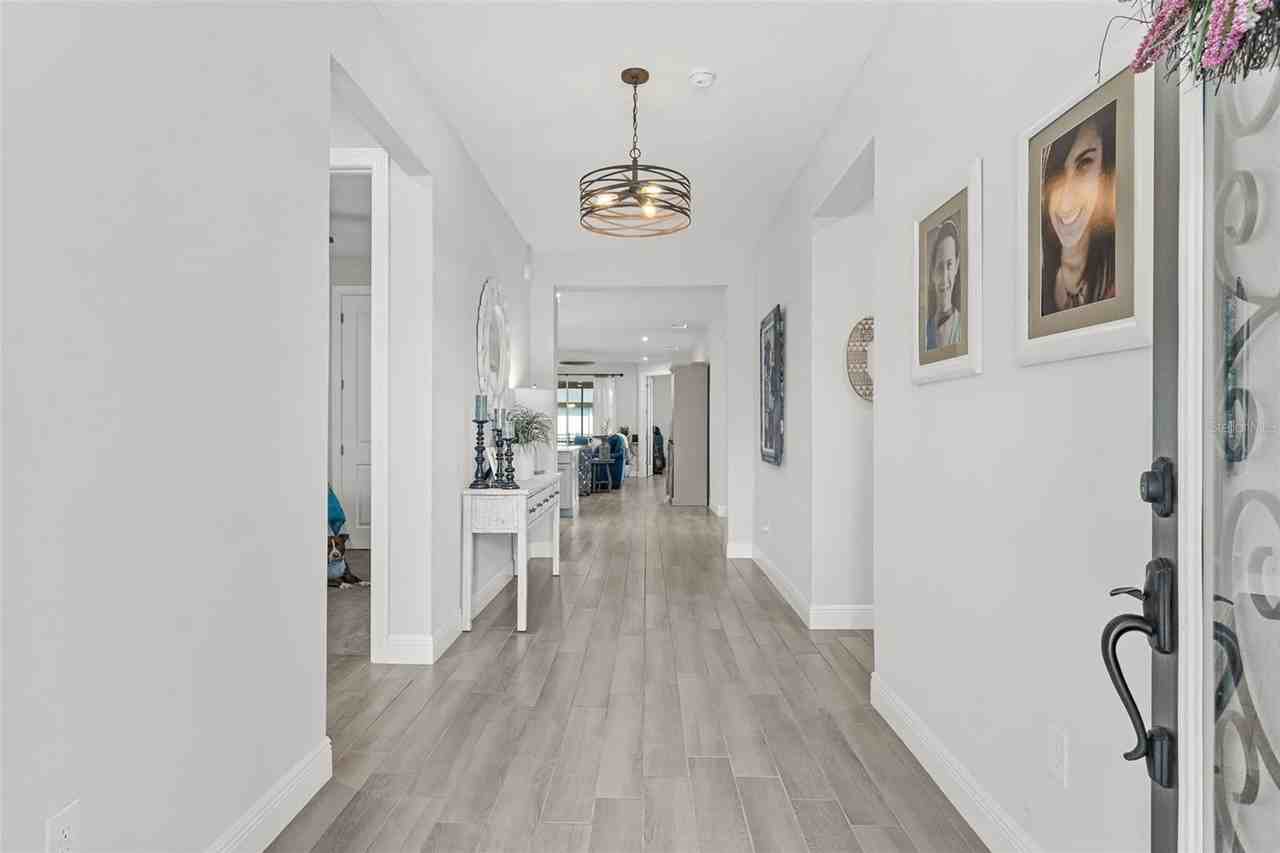 5540 Del Coronado Dr - Photo 4 of 28