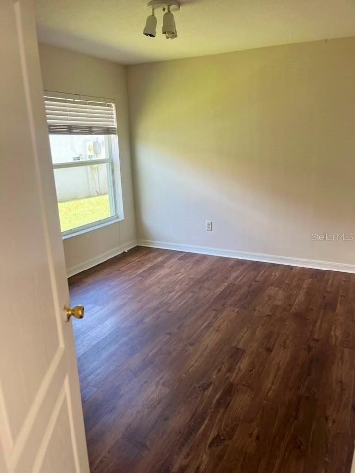 30918 Stone Arch Ave - Photo 2 of 17