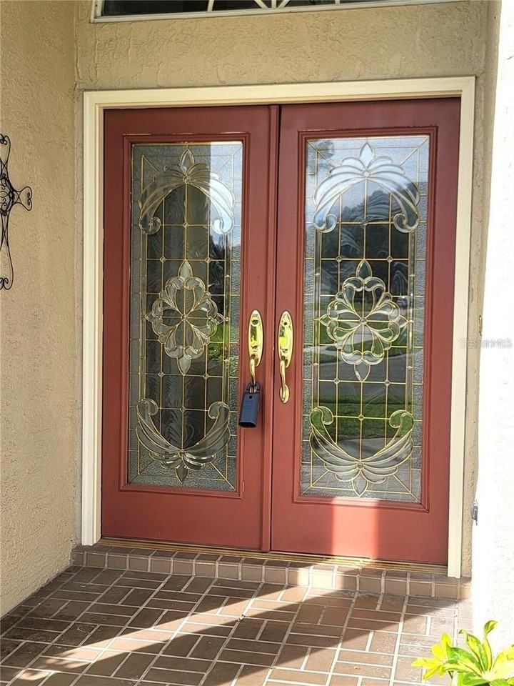 1501 Deerbourne Dr - Photo 2 of 24