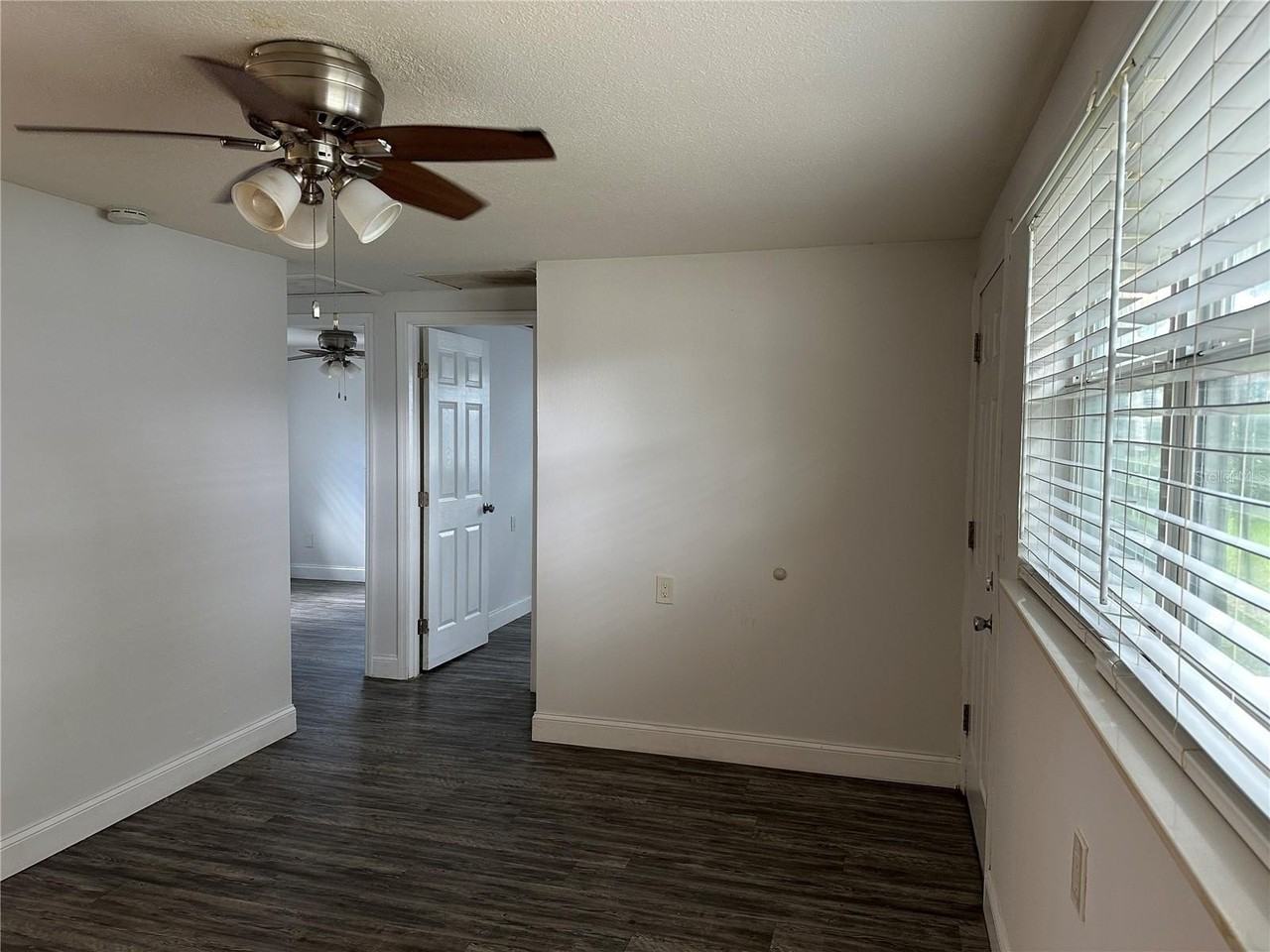 452 88th Ave N - Photo 6 of 7