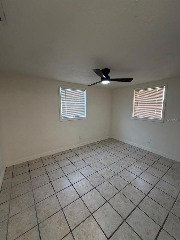 4250 46th Ave N - Photo 7 of 9