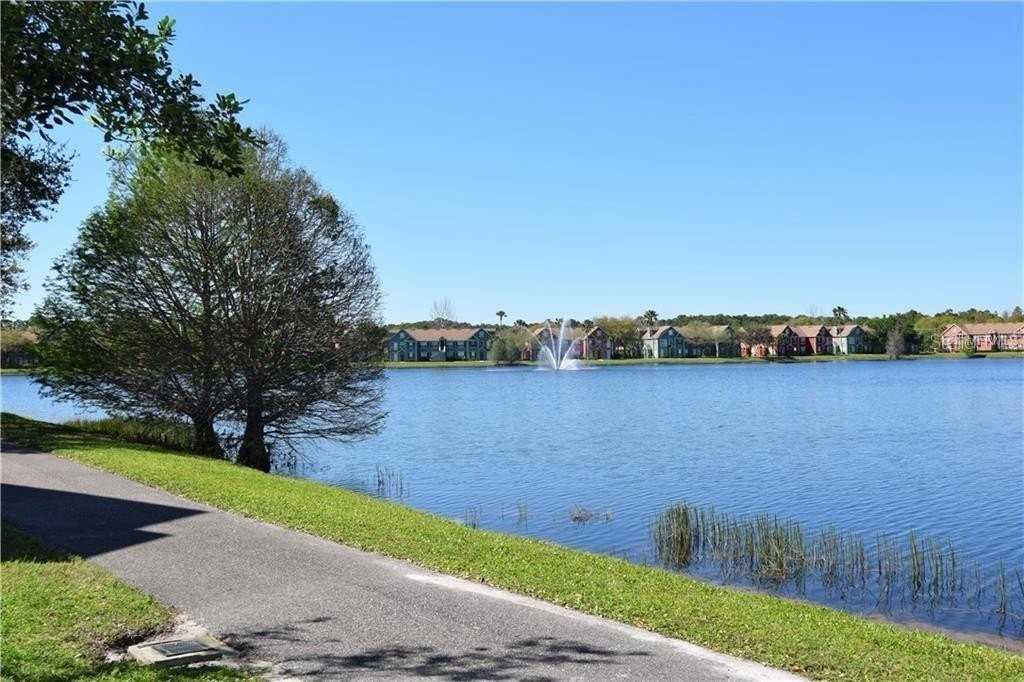 9640 Lake Chase Island Way - Photo 4 of 19
