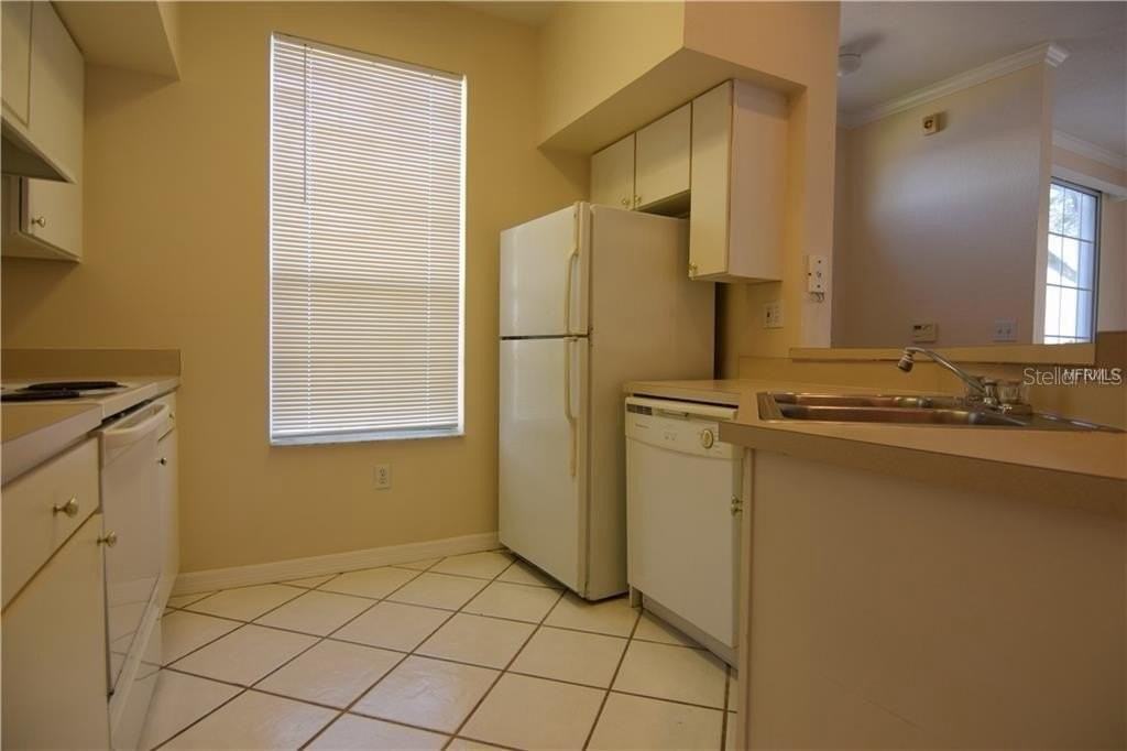 9640 Lake Chase Island Way - Photo 7 of 19
