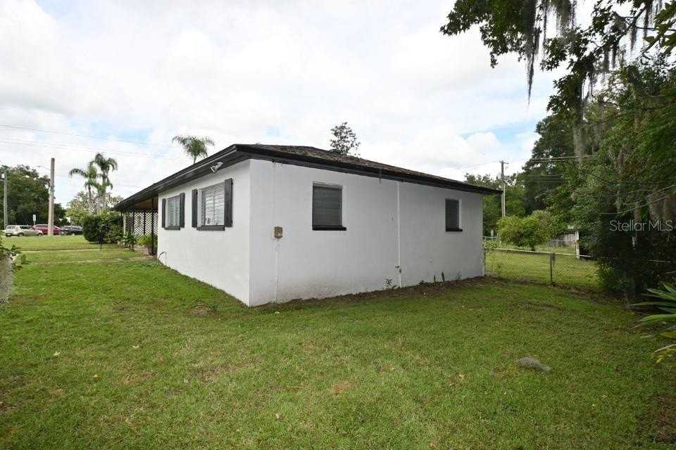 37017 Meridian Ave - Photo 3 of 25