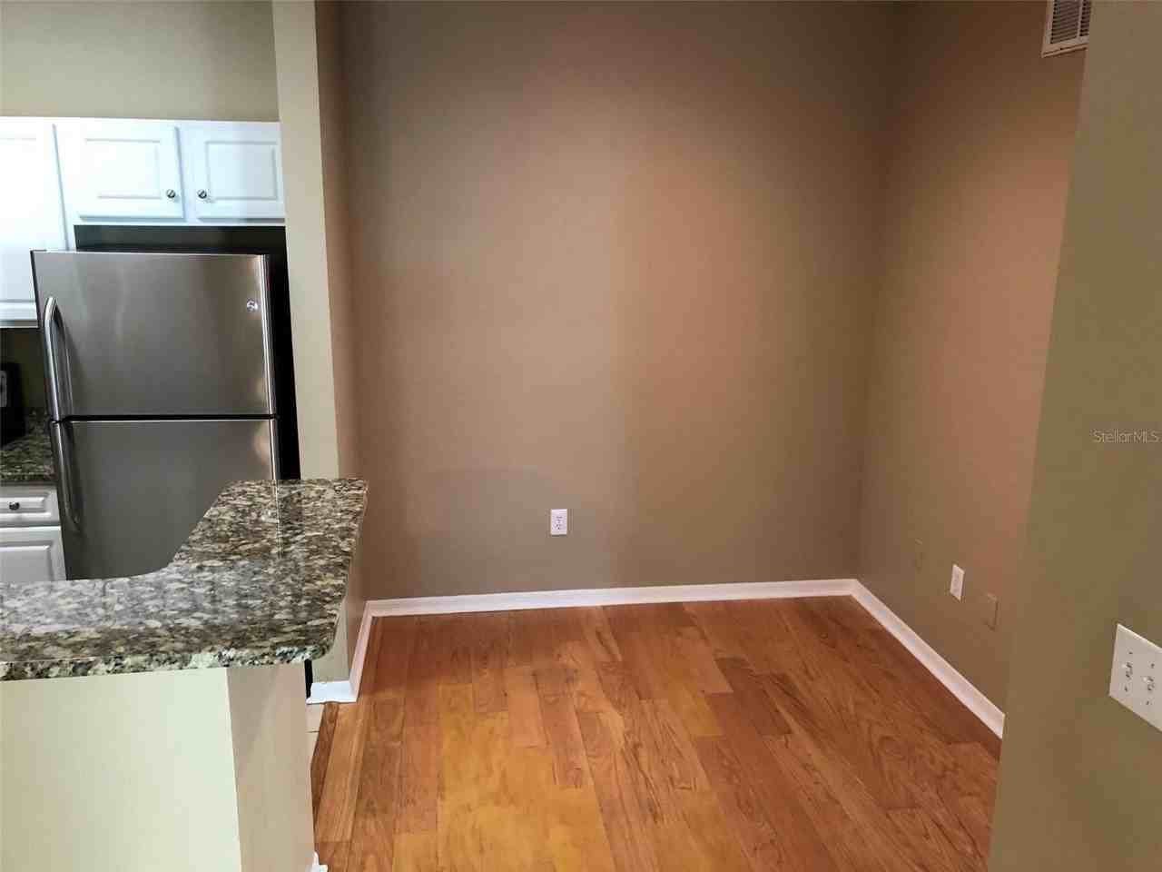 2010 E Palm Ave #15202 - Photo 5 of 19