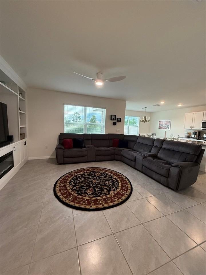 3521 Maple Grove Way - Photo 5 of 45