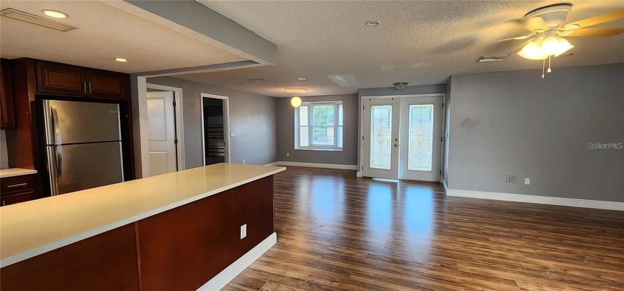 2408 Kimberly Dr - Photo 3 of 25