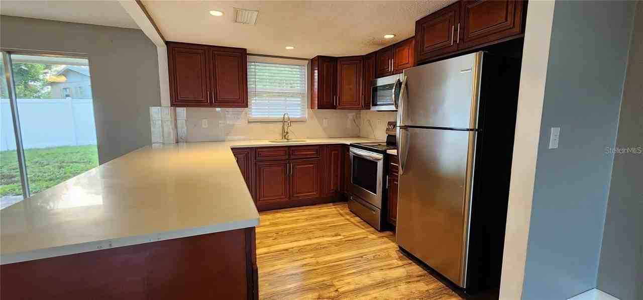 2408 Kimberly Dr - Photo 5 of 25