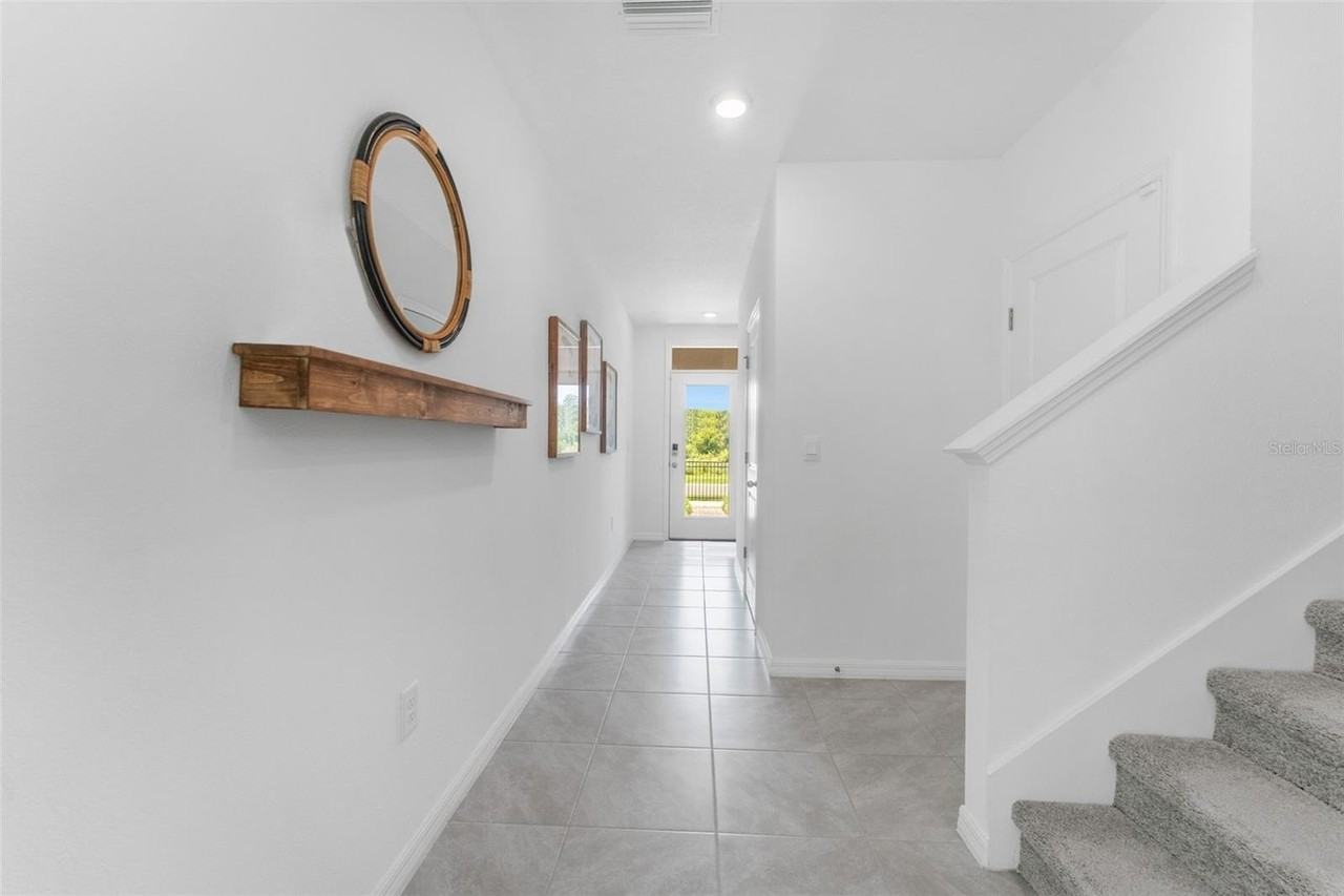 7181 Broad River Ave - Photo 6 of 45
