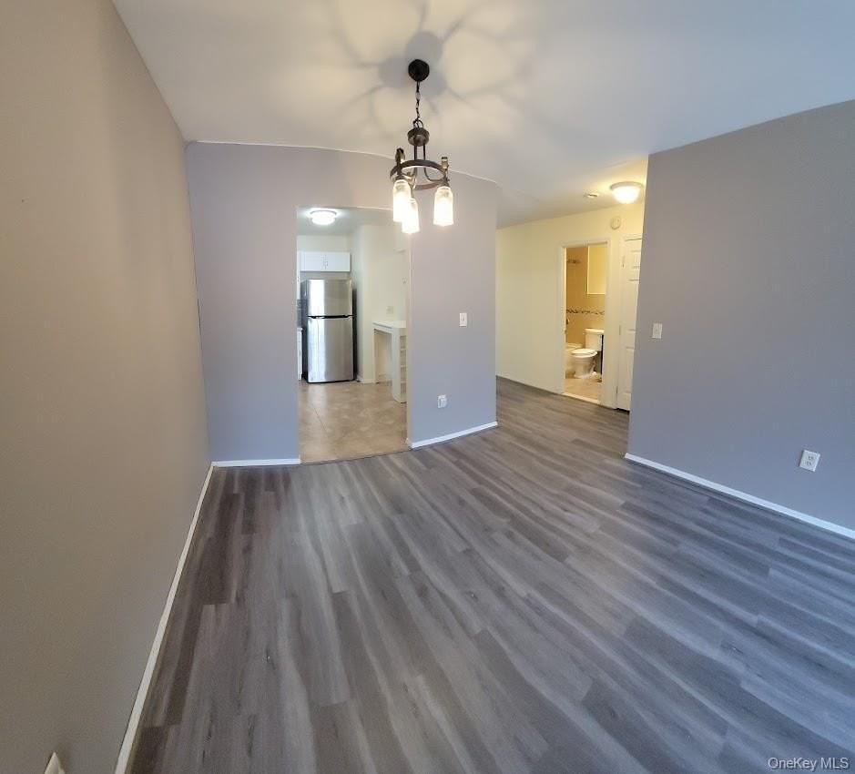 8276 Country Pointe Cir #1stFL - Photo 3 of 15