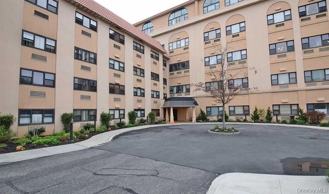 185 W Park Ave #205 - Photo 1 of 1