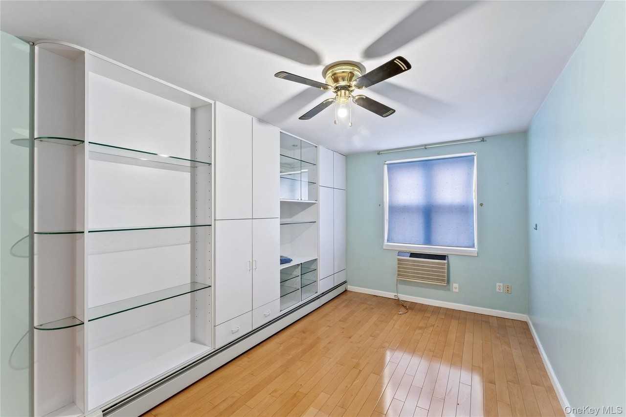 3101 42nd St - Photo 2 of 6