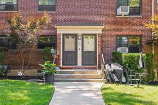 7310 Springfield Blvd - Photo 1 of 1