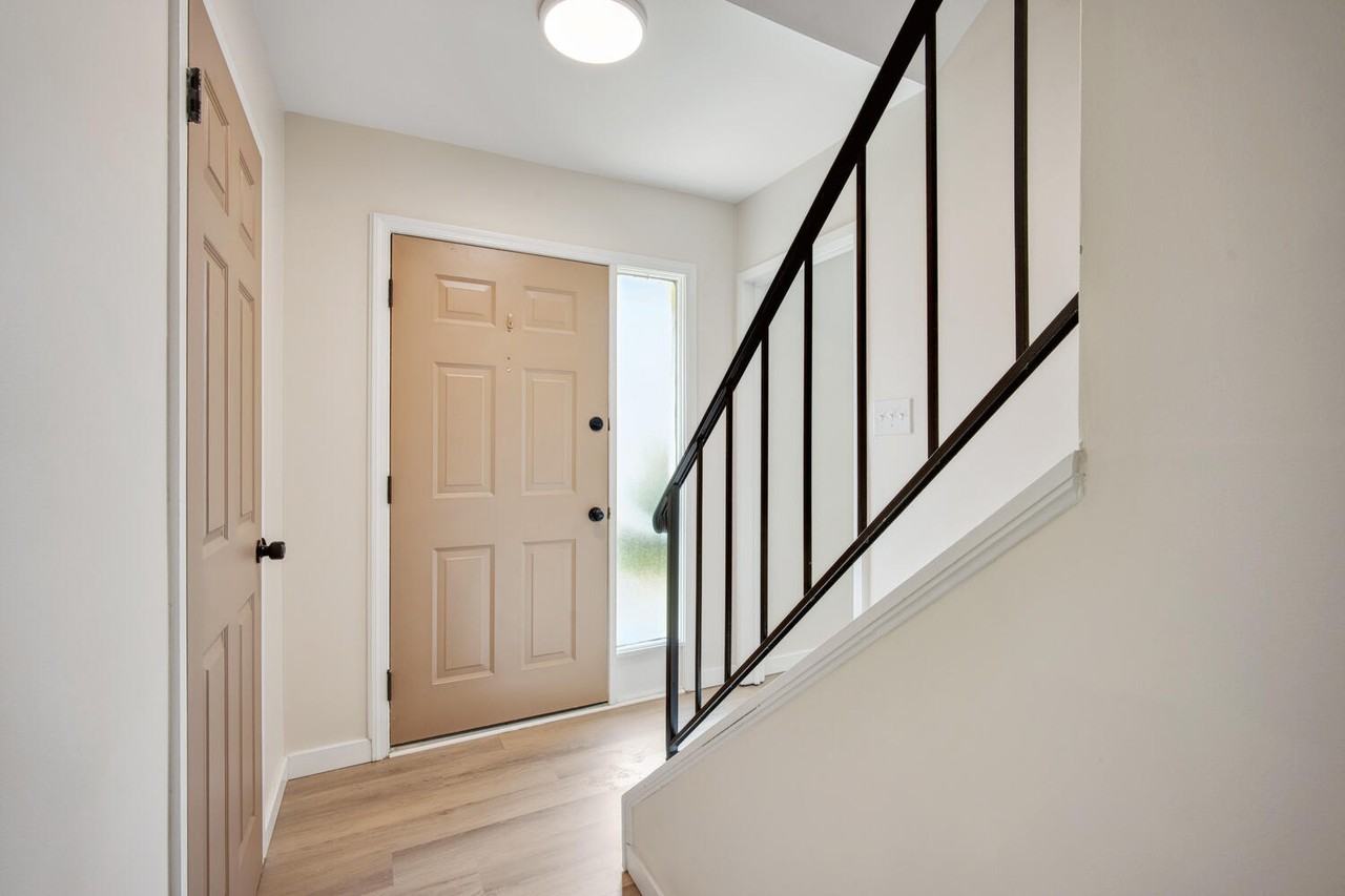 4634 Conwell Dr #1 - Photo 6 of 25