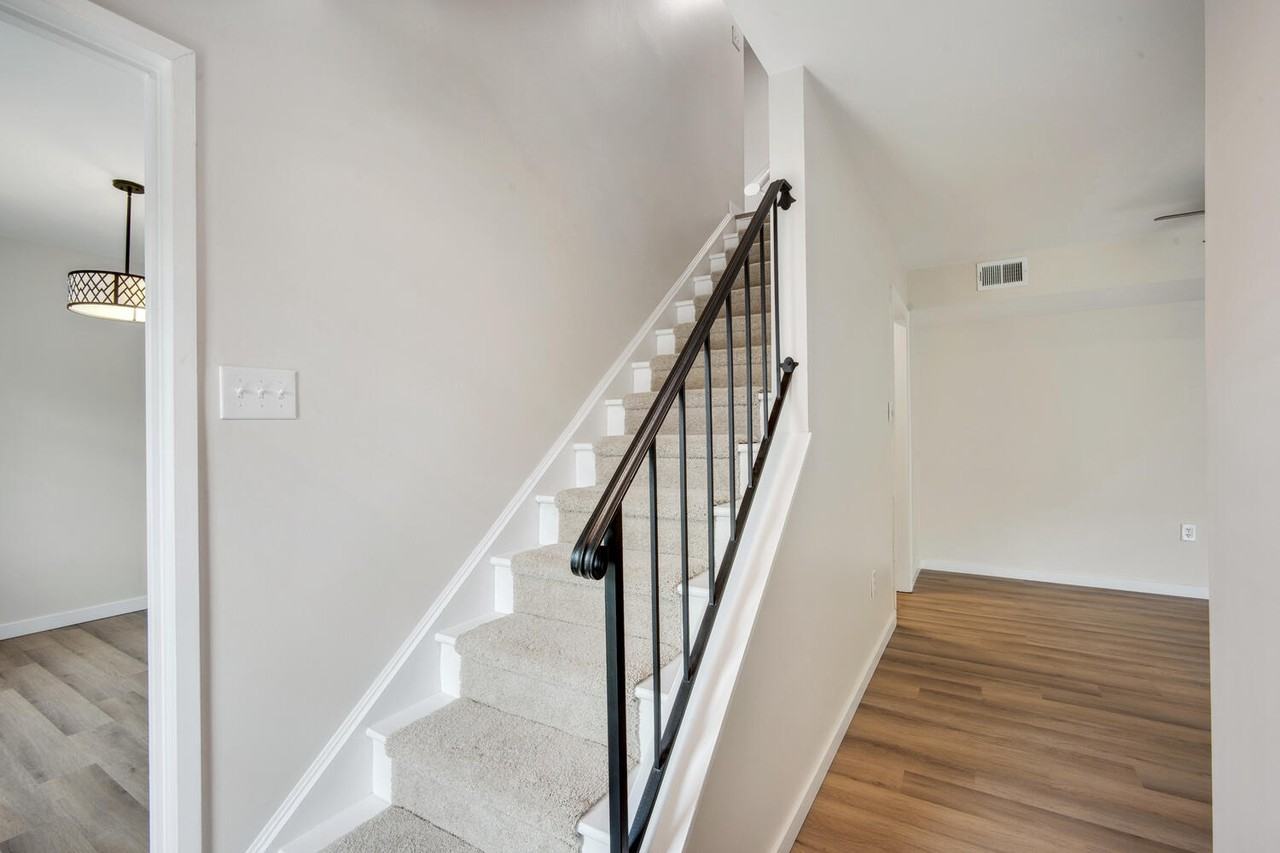 4634 Conwell Dr #1 - Photo 7 of 25