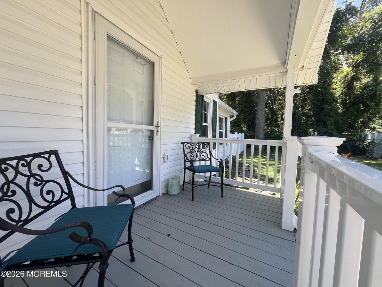 22 Locust Ct - Photo 5 of 17