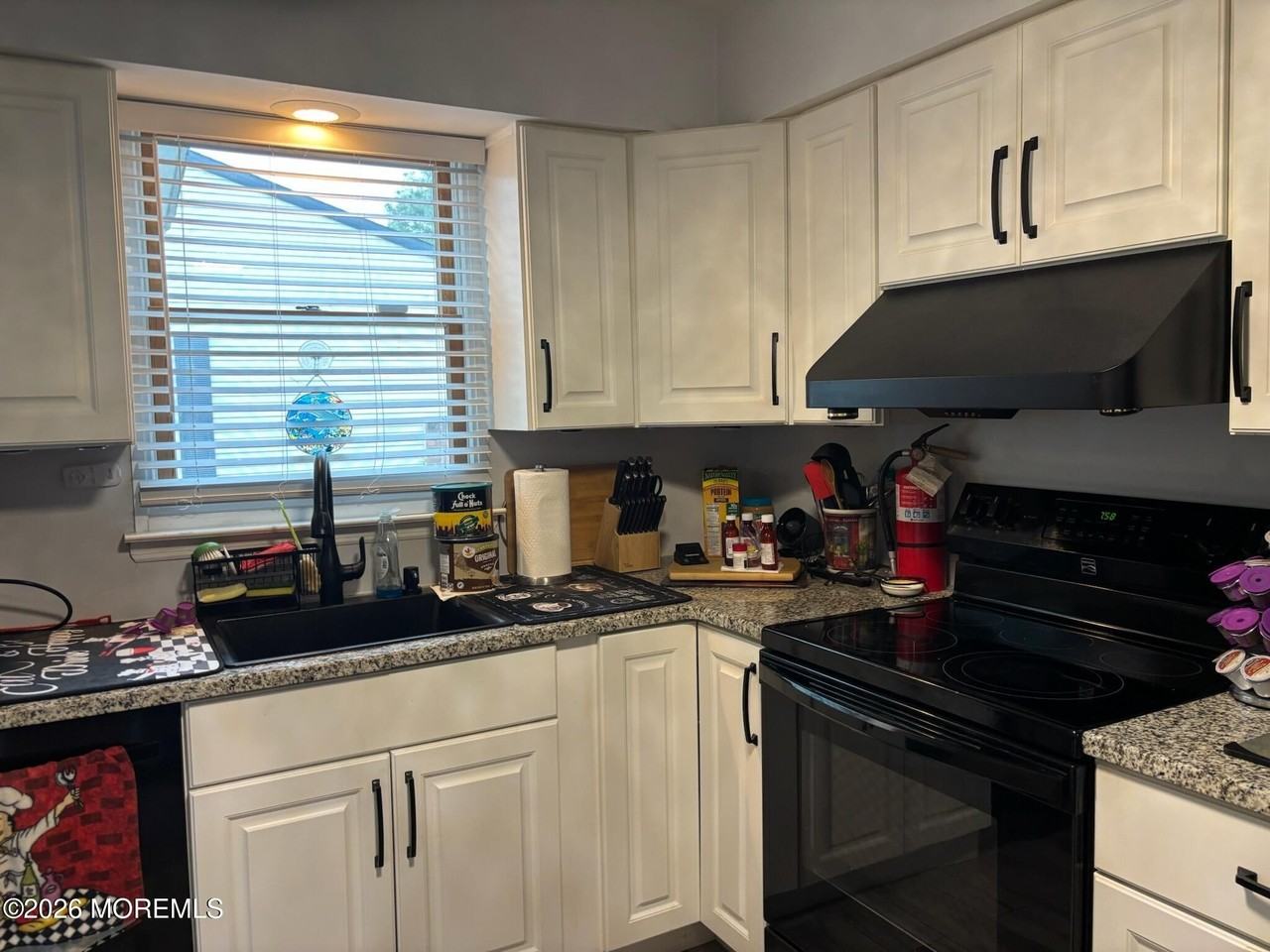 20 Easton Dr #A - Photo 4 of 8