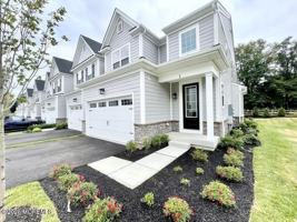 featured image of 1 Beach Ct #25