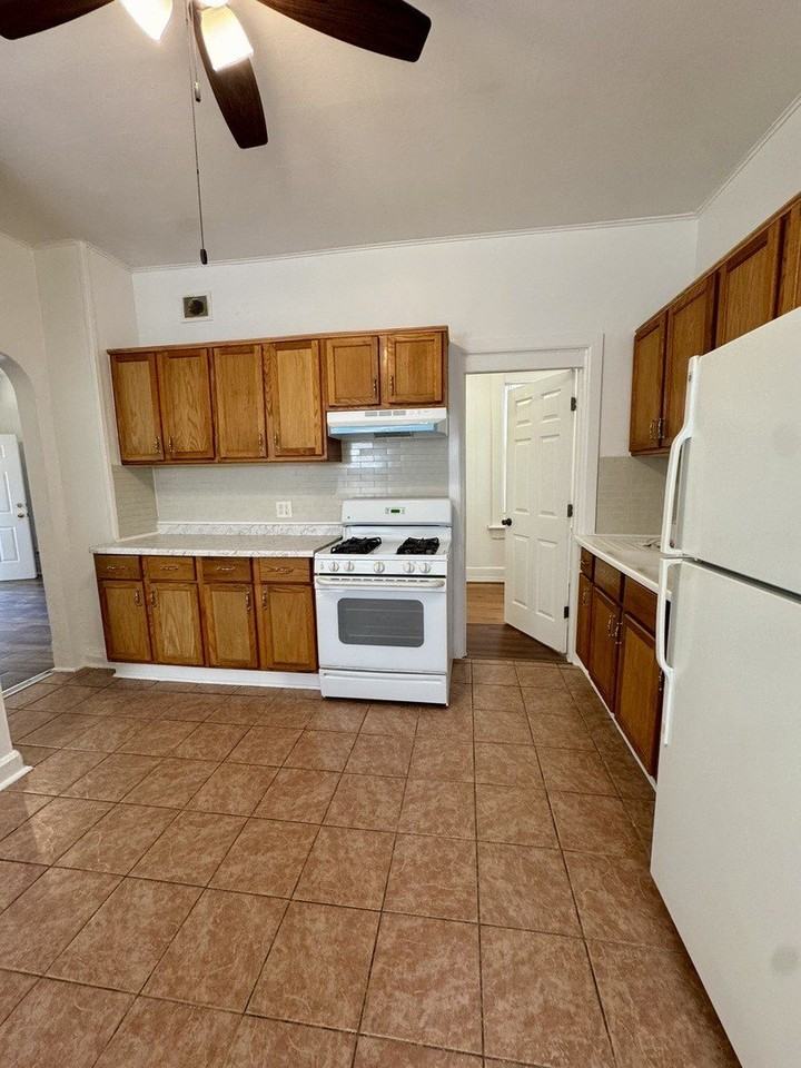 2409 S Spaulding Ave #1 - Photo 7 of 14