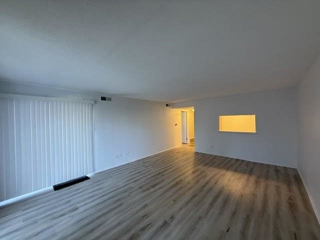 1265 N Sterling Ave #107 - Photo 3 of 10