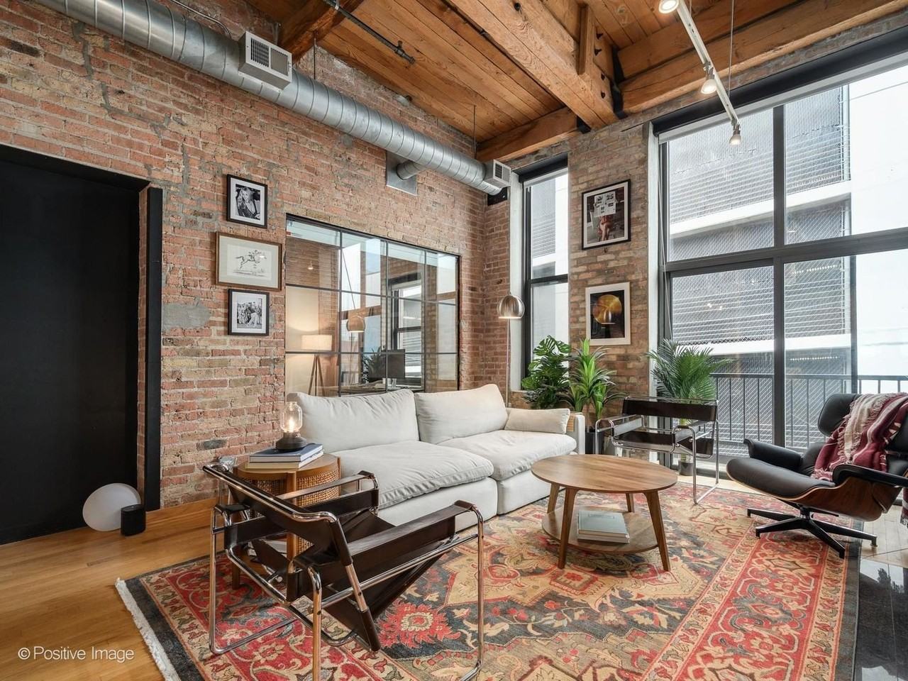 300 W Grand Ave #601 - Photo 3 of 22