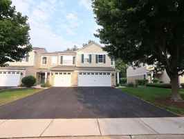 featured image of 2607 Oak Tree Ln #2607