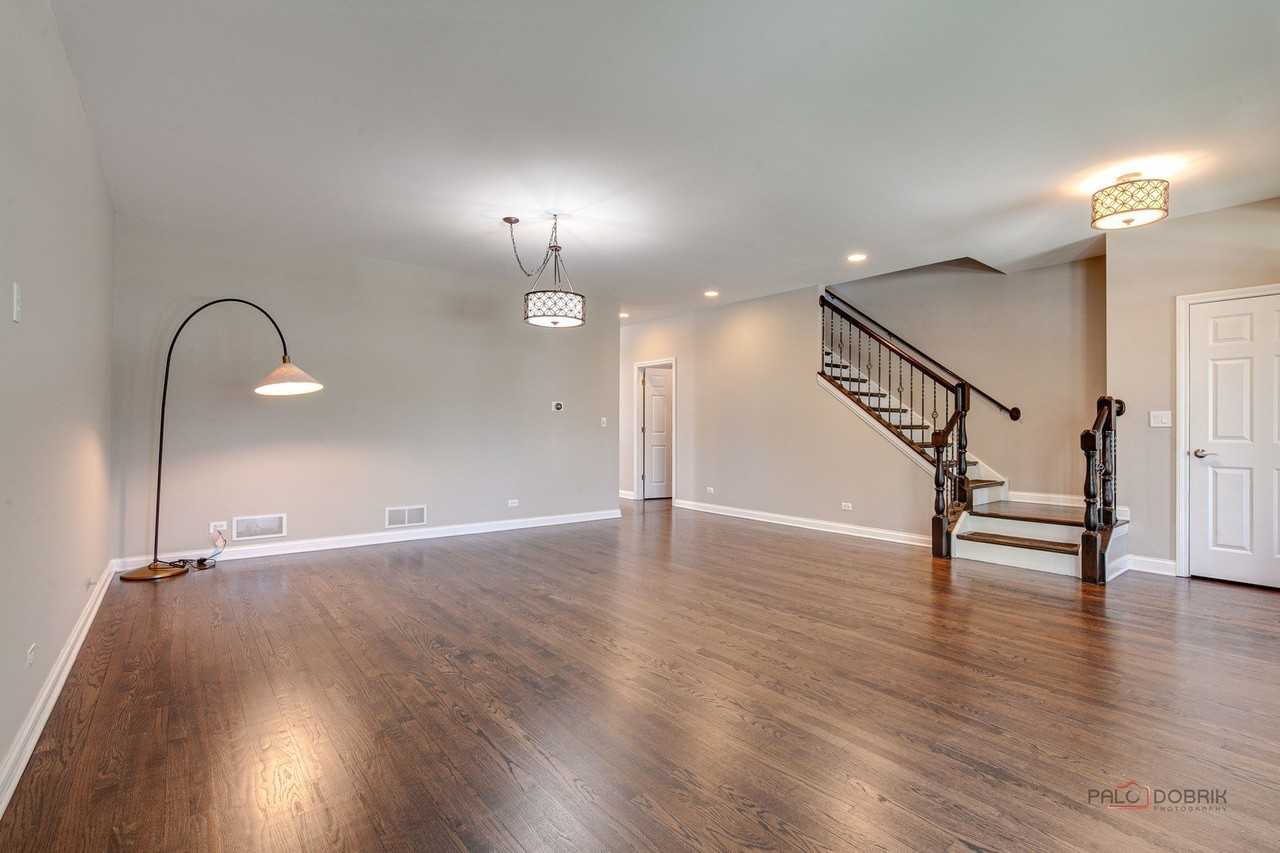 2460 Violet St #2460 - Photo 6 of 31