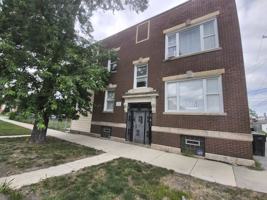featured image of 2542 W 64th St #1