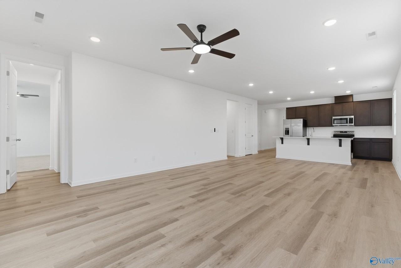104 Cavern Ct - Photo 3 of 13