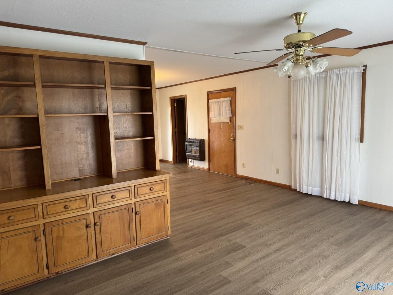 27839 Mooresville Rd - Photo 5 of 15