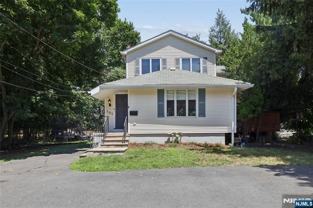 107 E Madison Ave - Photo 1 of 1