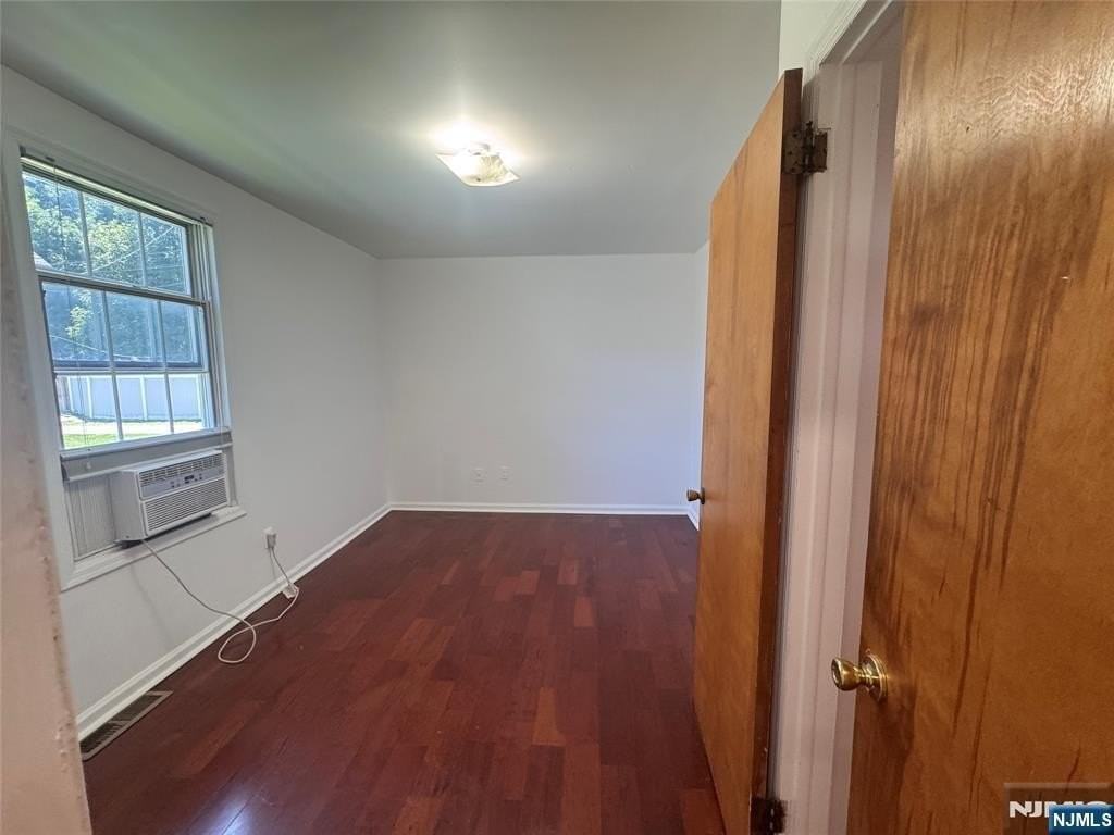 1 Cedar Ln - Photo 5 of 11
