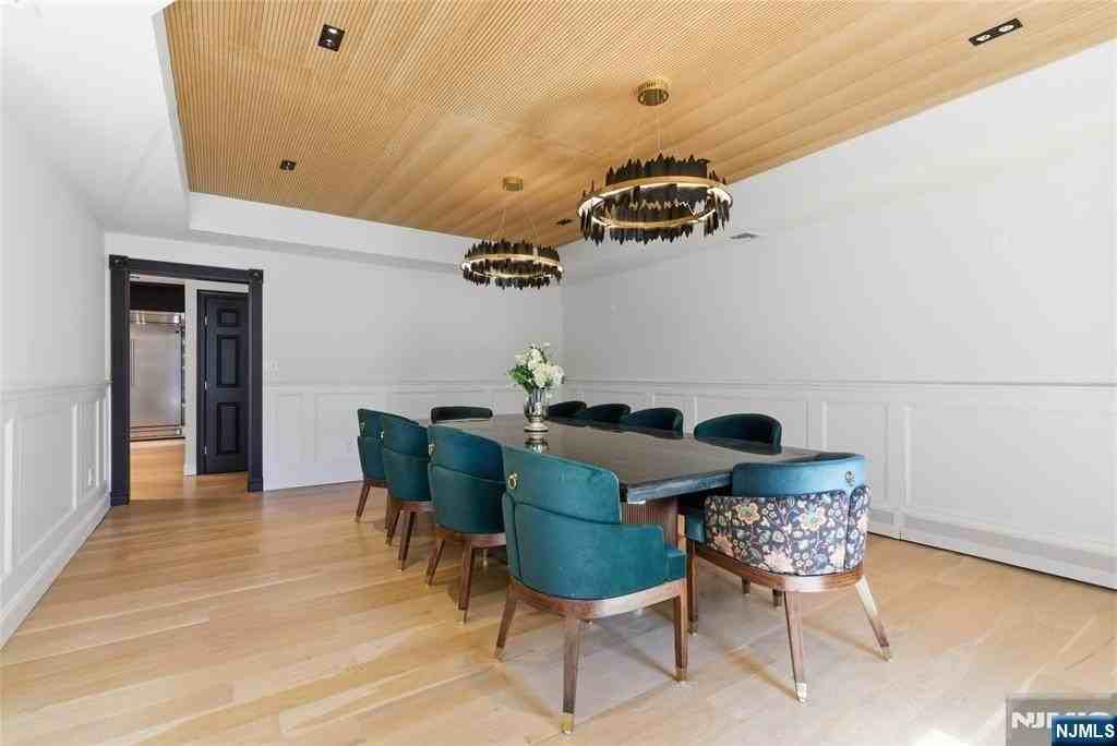 60X Brookside Dr - Photo 3 of 50