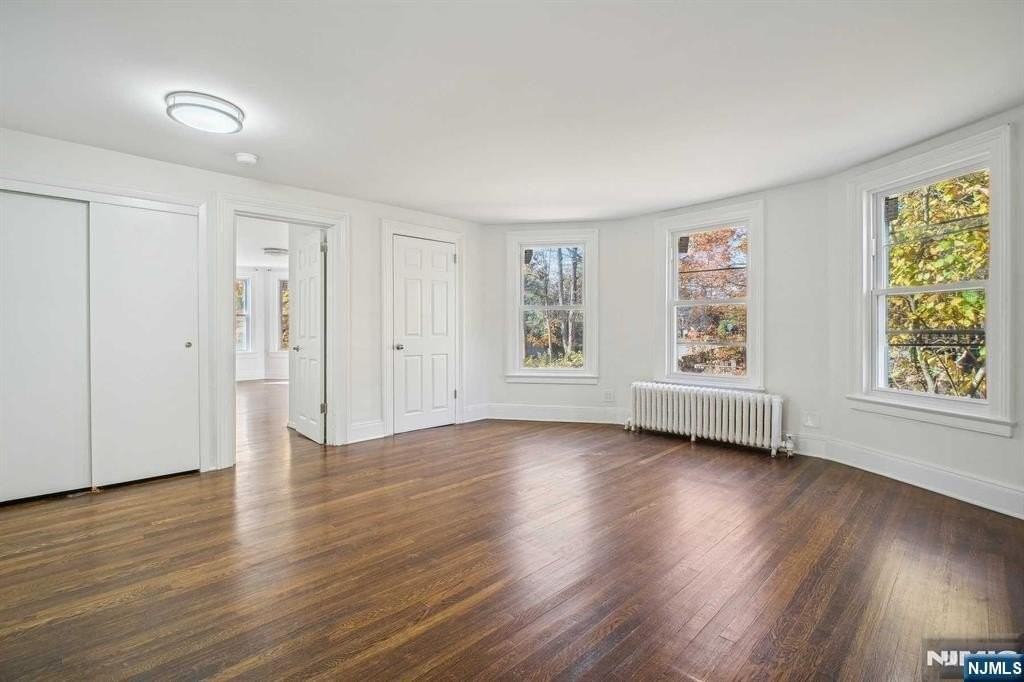 137 Closter Dock Rd #2 - Photo 4 of 30