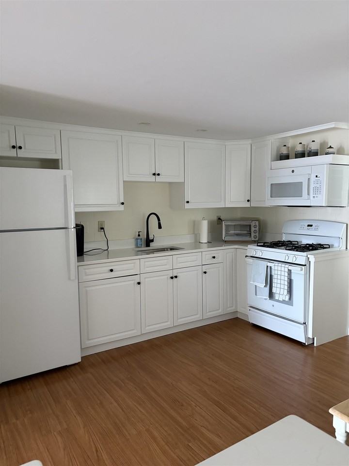 289 Portsmouth Ave #DOWN - Photo 2 of 13