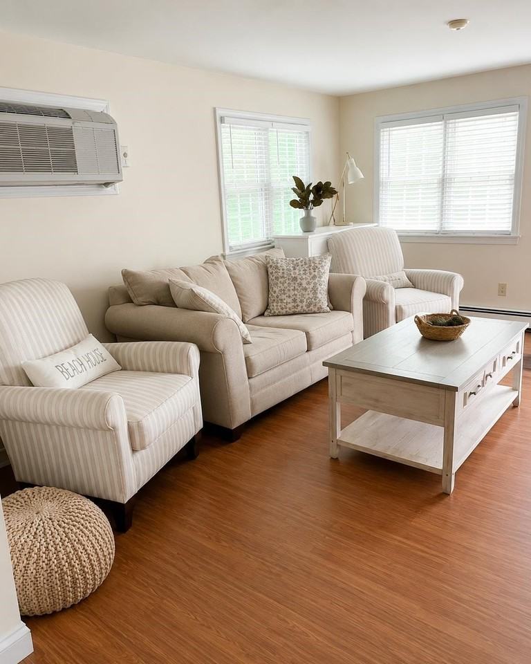 289 Portsmouth Ave #DOWN - Photo 4 of 13