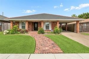 featured image of 912 Giuffrias Ave