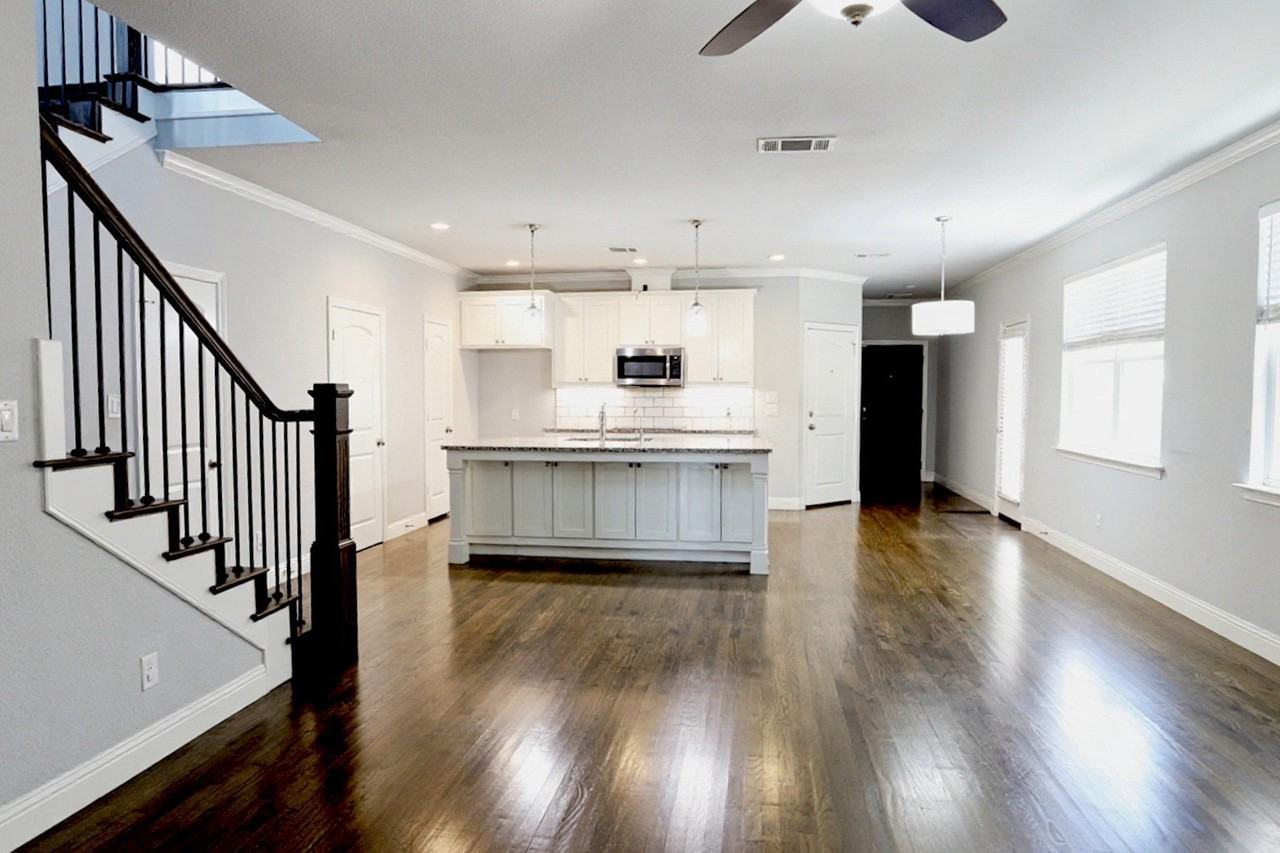 349 Kyra Ct - Photo 3 of 14