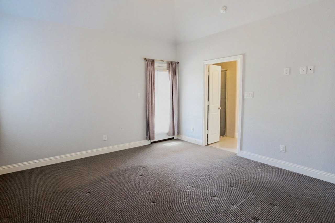 349 Kyra Ct - Photo 5 of 14