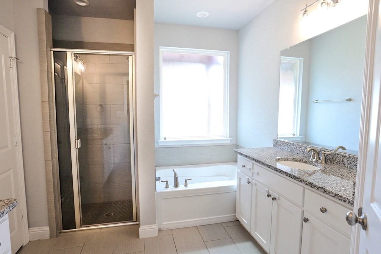 349 Kyra Ct - Photo 6 of 14