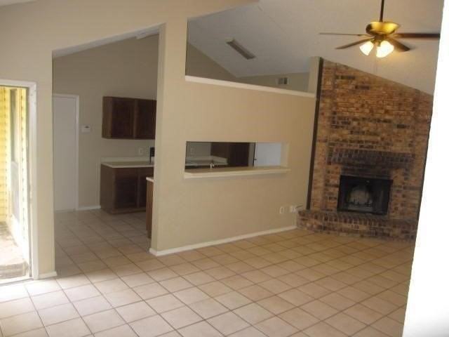 1755 Carrington Dr - Photo 2 of 14