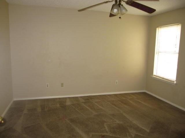 1755 Carrington Dr - Photo 5 of 14