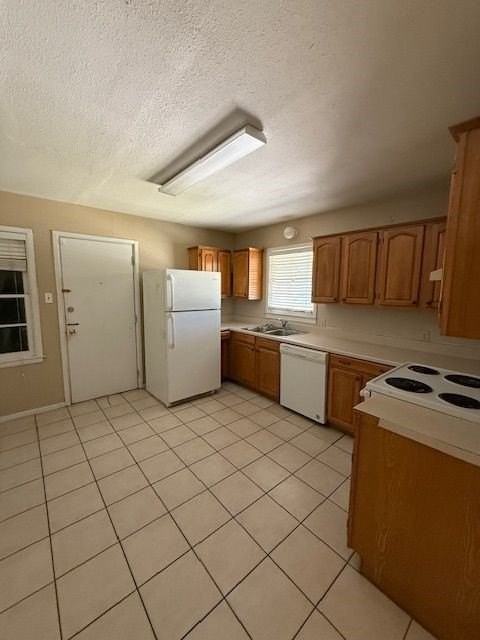 3173 S 20th St - Photo 5 of 18