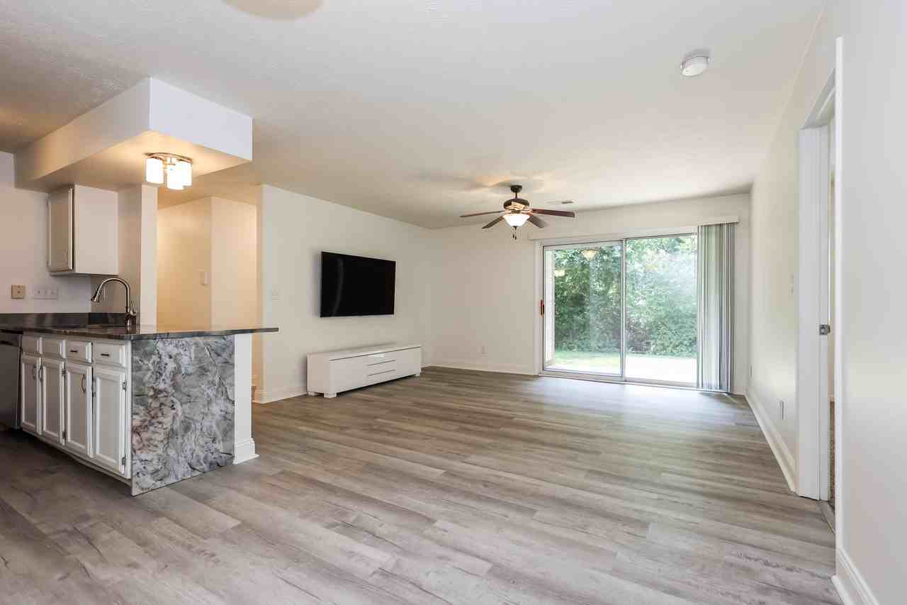 8839 Eagleview Dr #4 - Photo 2 of 14