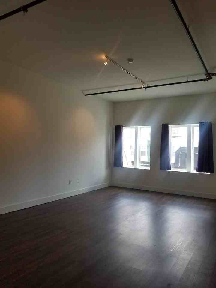 35 Van Nydeck Avenue212 #212 - Photo 7 of 11